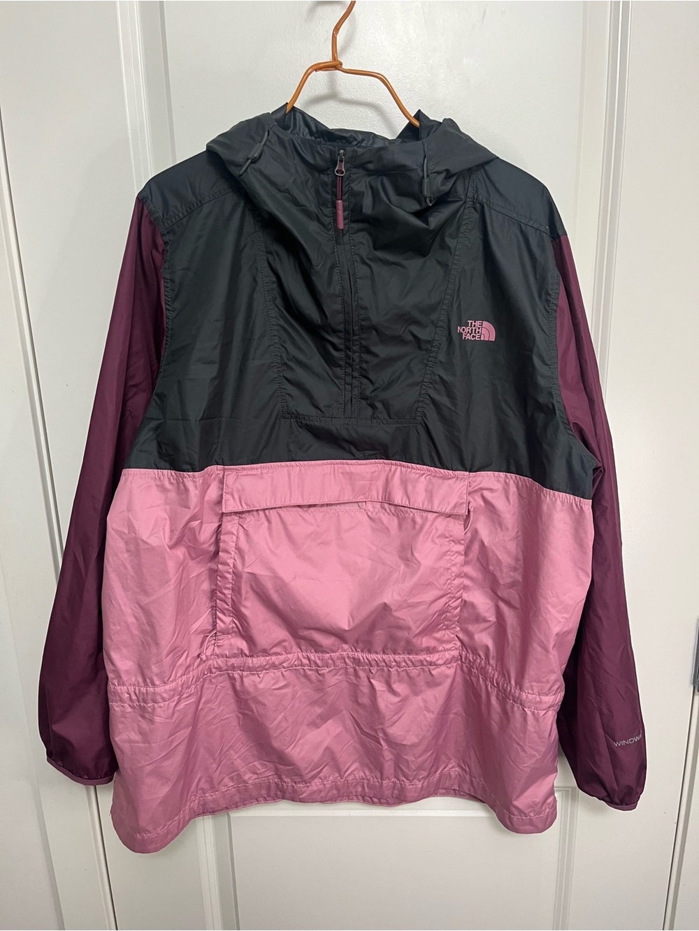 The North Face Fanorak 2.0 Women's Colorblock Windbreaker Jacket in size XL